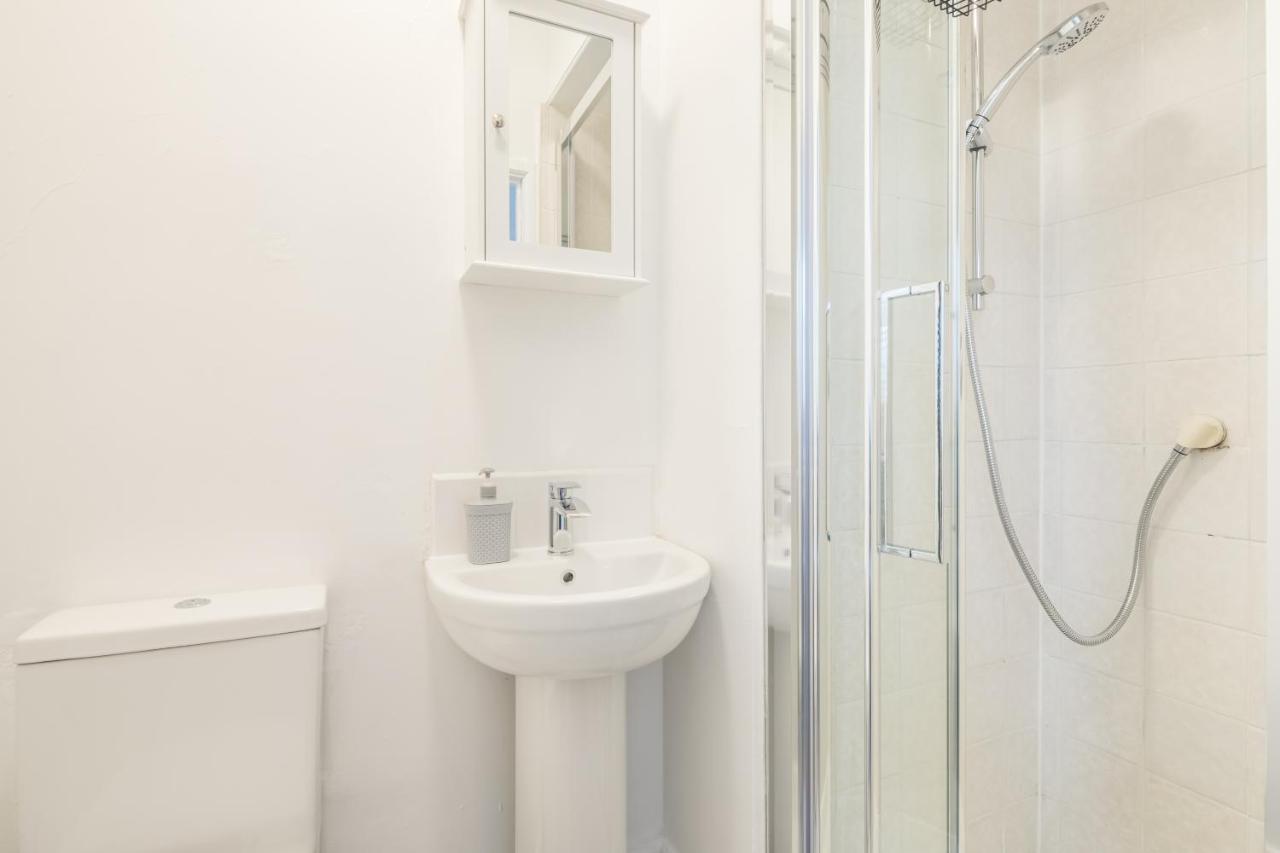 Private Room 4 With Kitchenette By Cb Stays No Minimum Stays 캠브리지 외부 사진